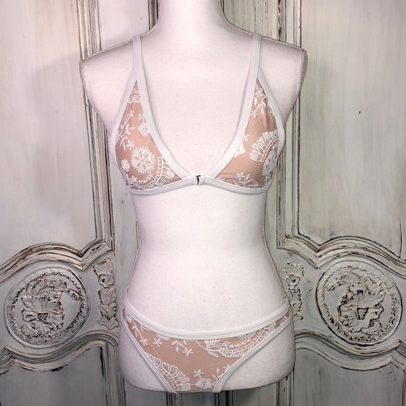 White on Flesh Lace Bikini Size Medium - Picture 1 of 10